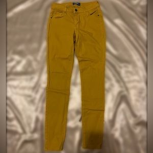 Old Navy Rockstar Mid Rise Jean